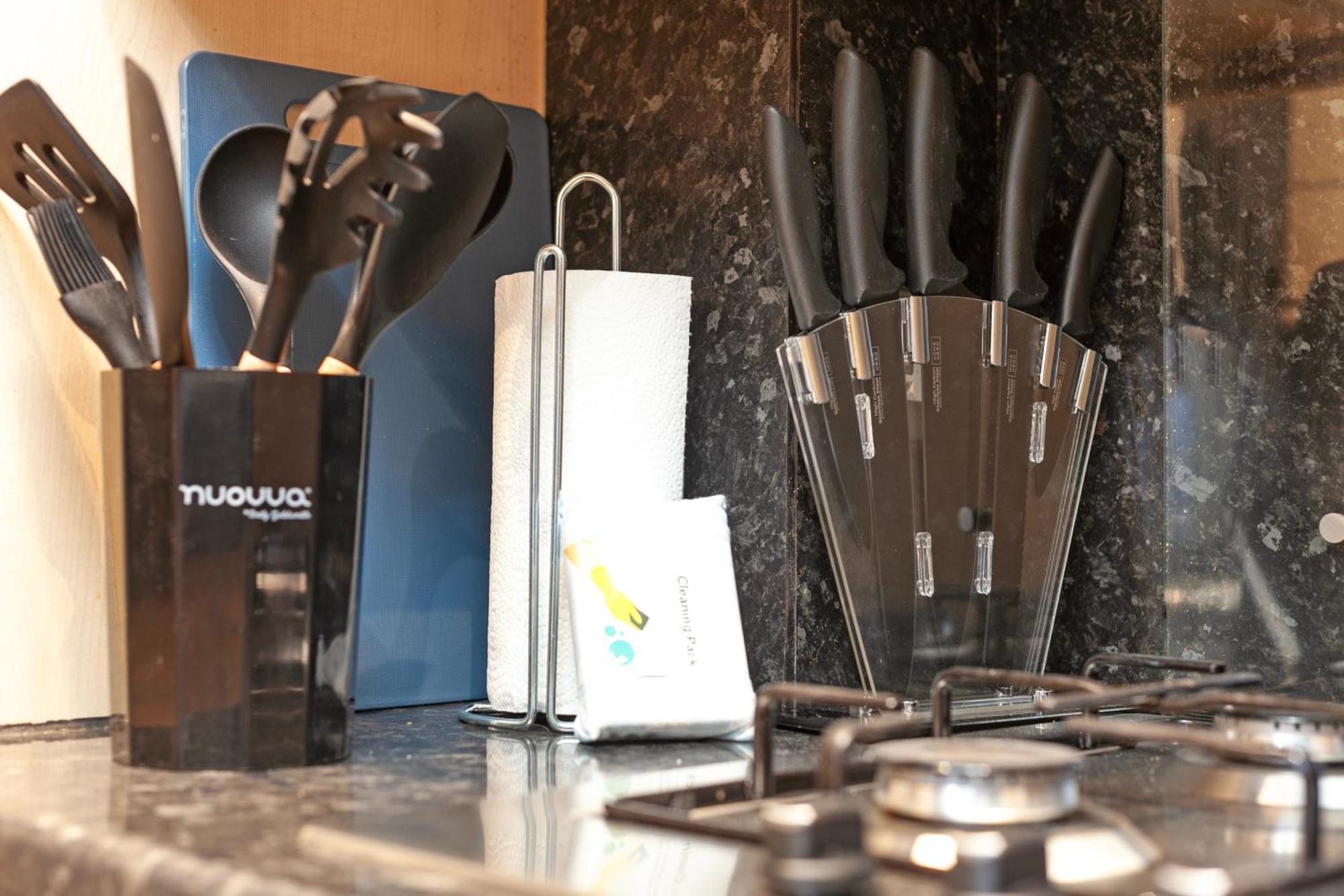 Beautiful 3 Bedroom Flat In Scott Ellis Gardens Appartement Londen
